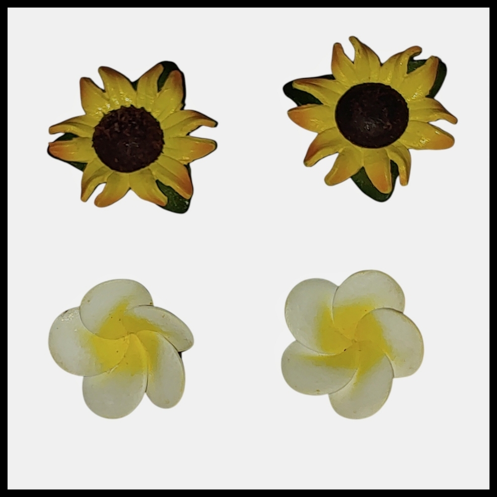 2 Pair of Vintage Yellow Flower Earrings Clip On